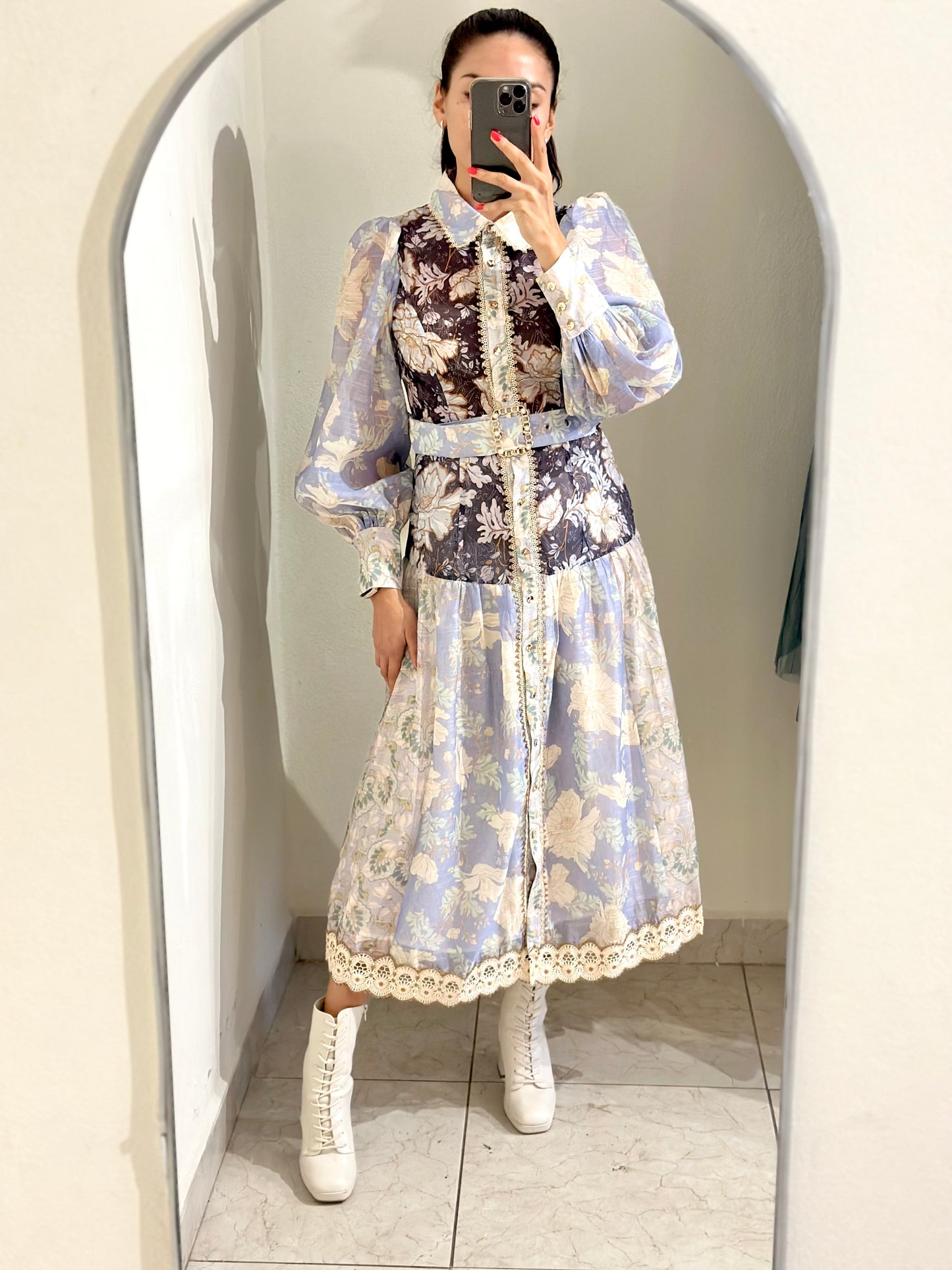 Vestido midi cinturón