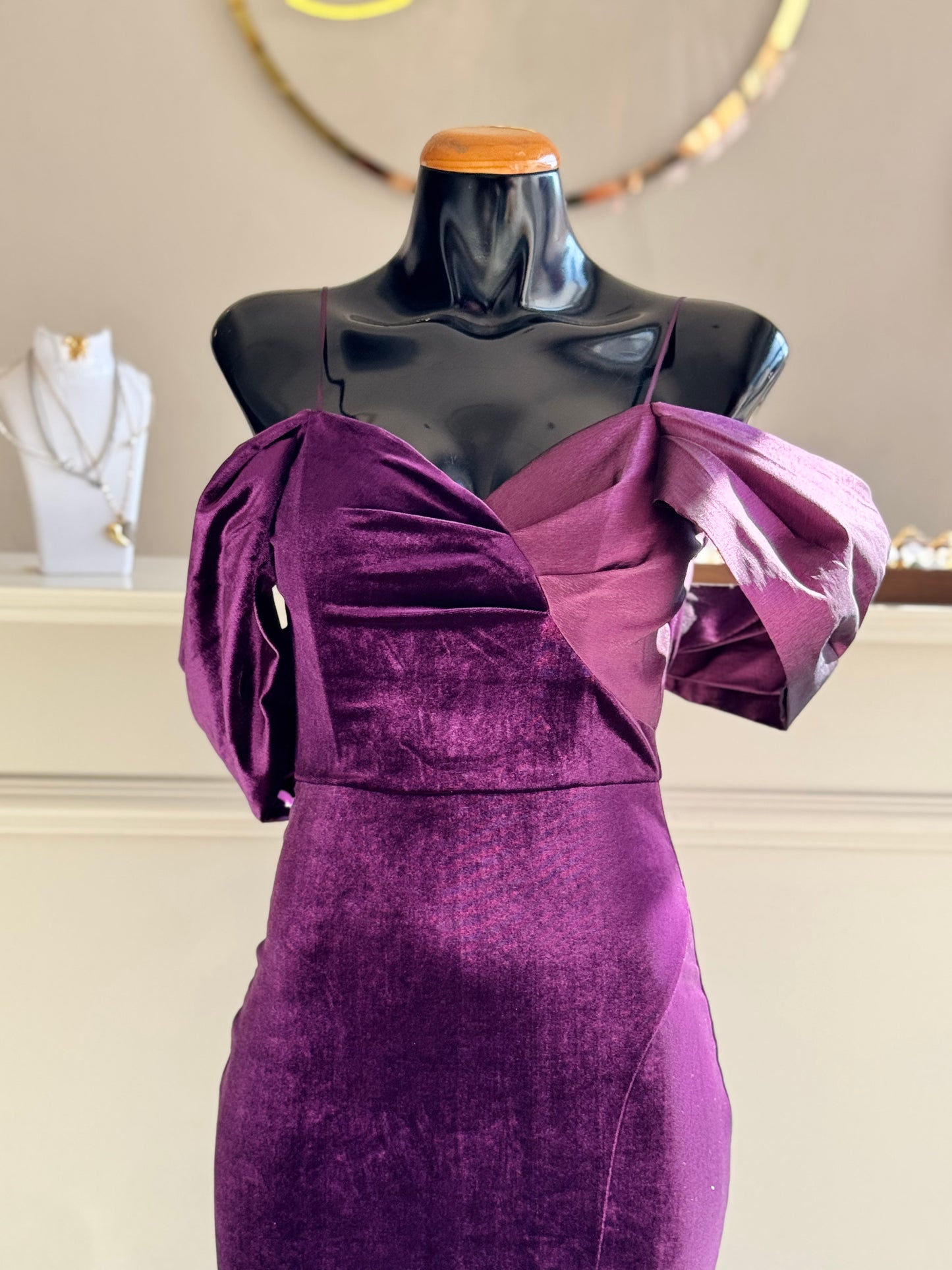 Vestido uva terciopelo
