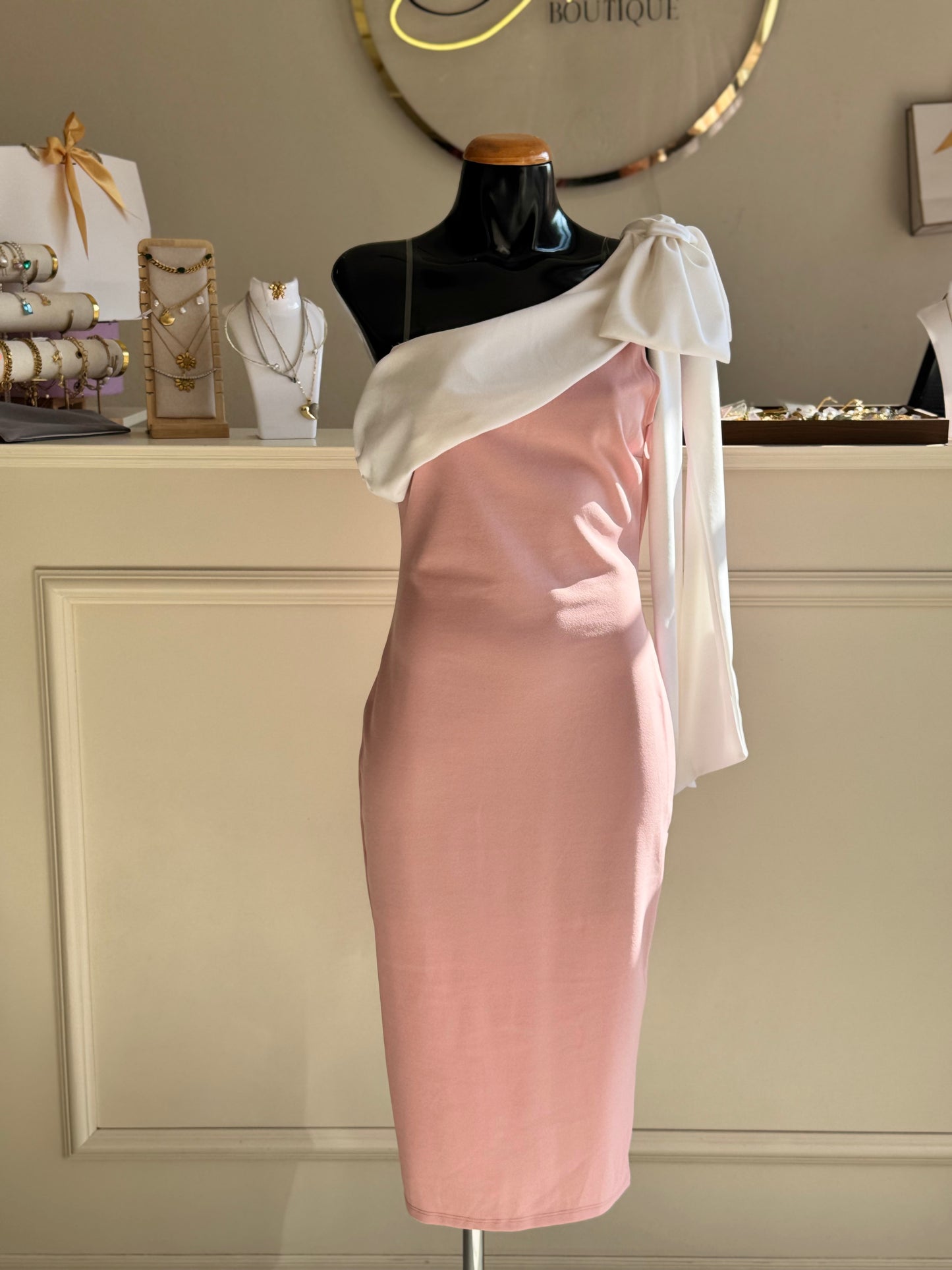 Vestido midi moño