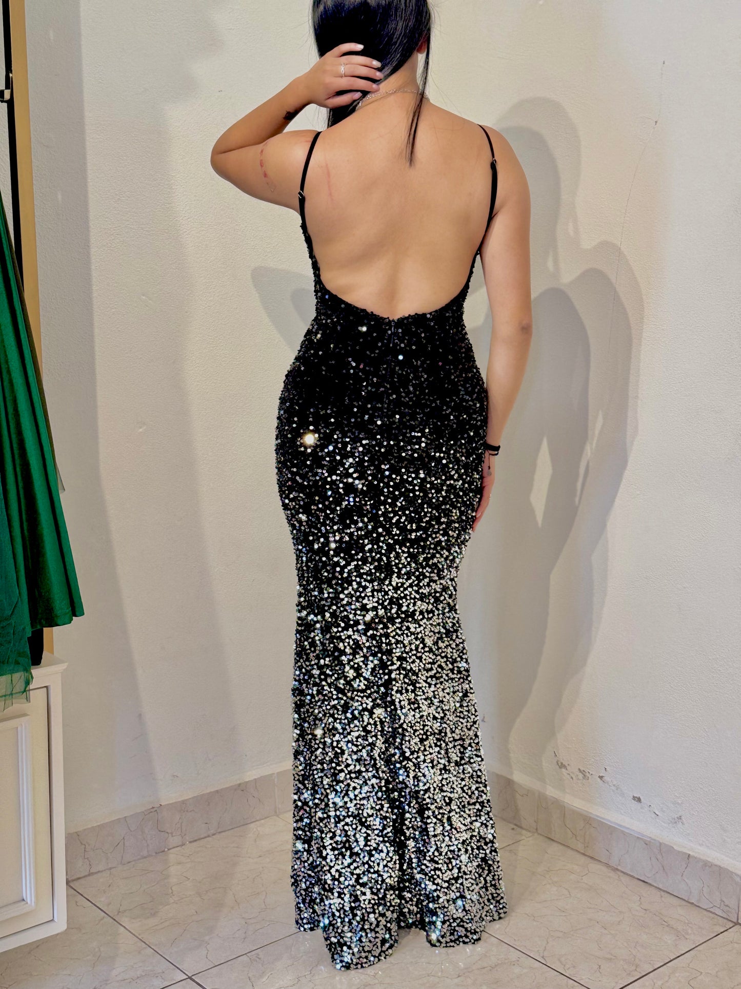 Vestido negro lentejuela degradado