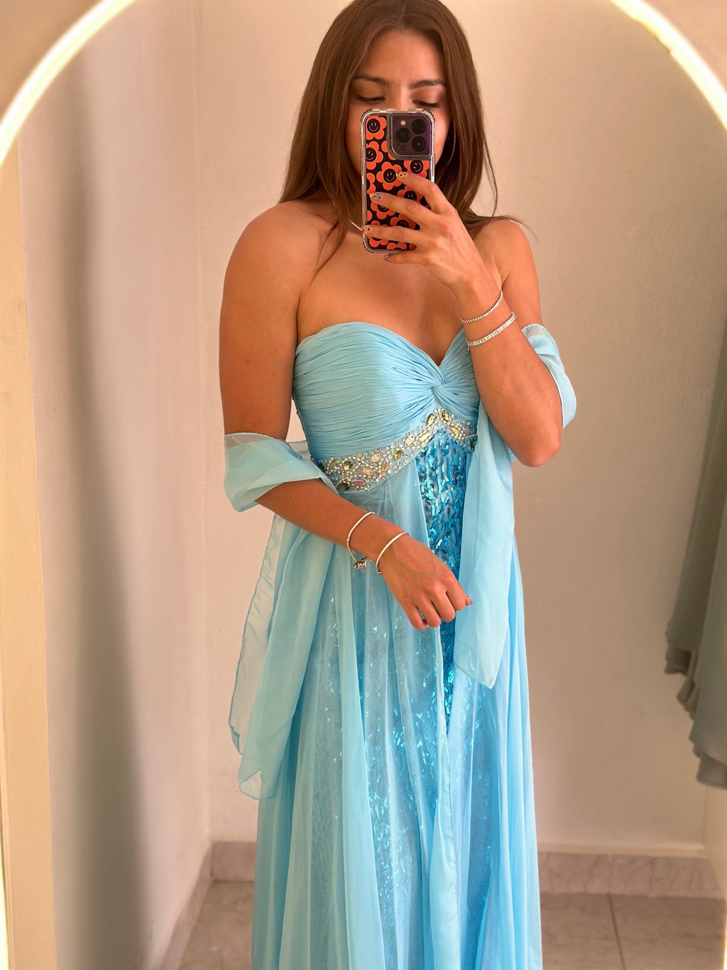 Vestido azul cielo