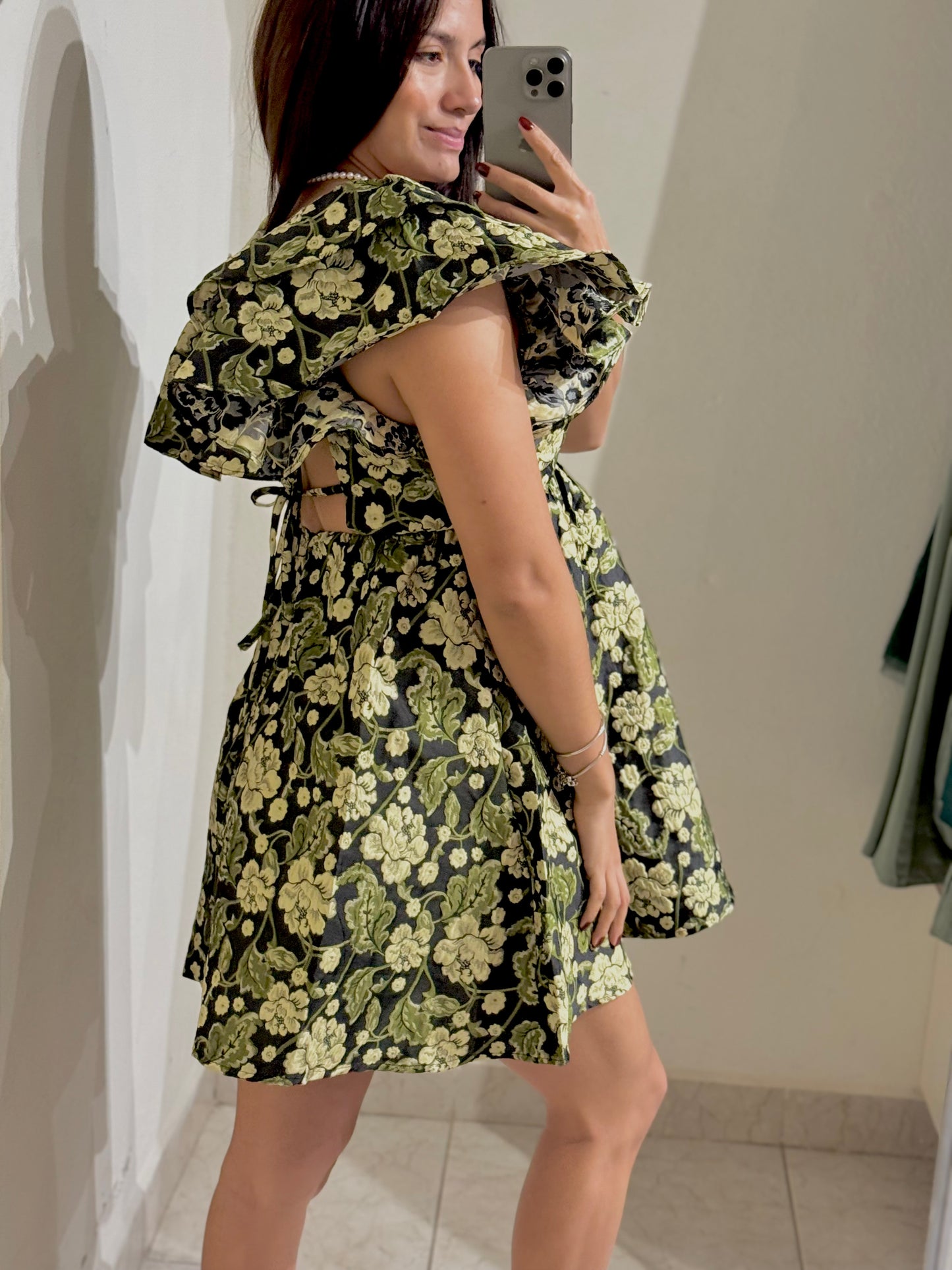 Vestido corto verde estampado