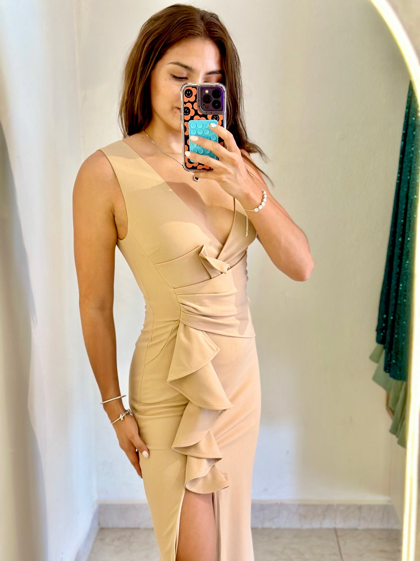 Vestido color arena