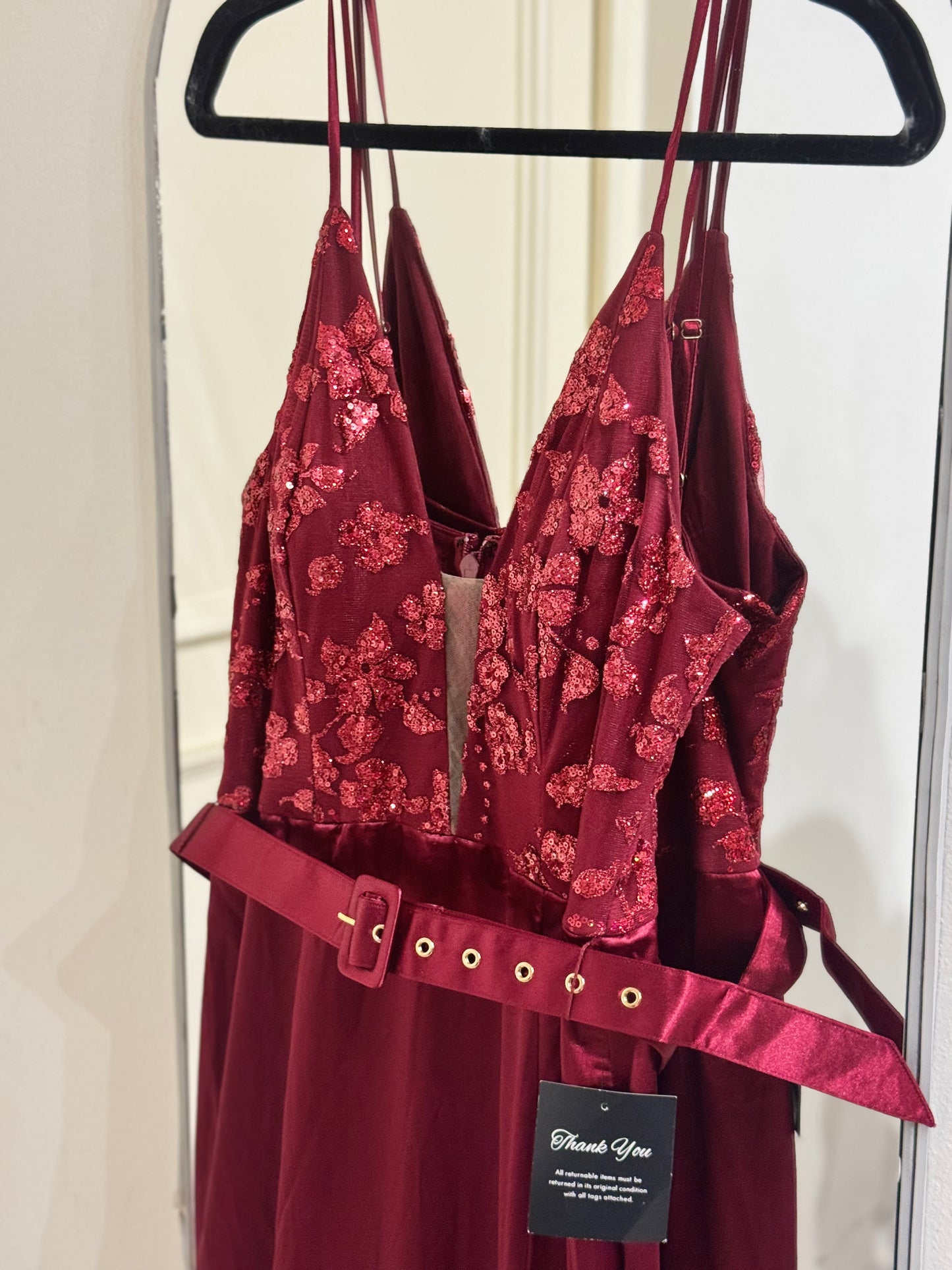 Vestido corte sirena vino