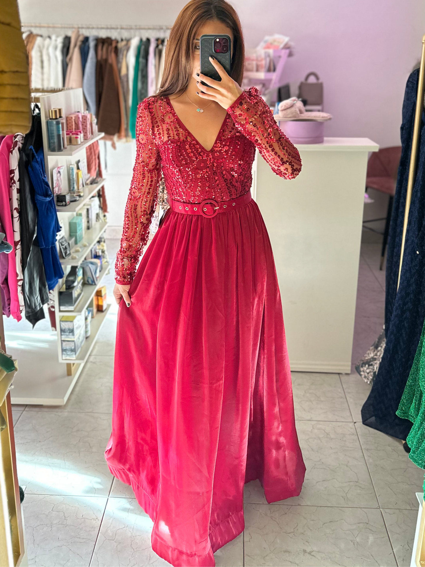Vestido vino cinturón manga larga