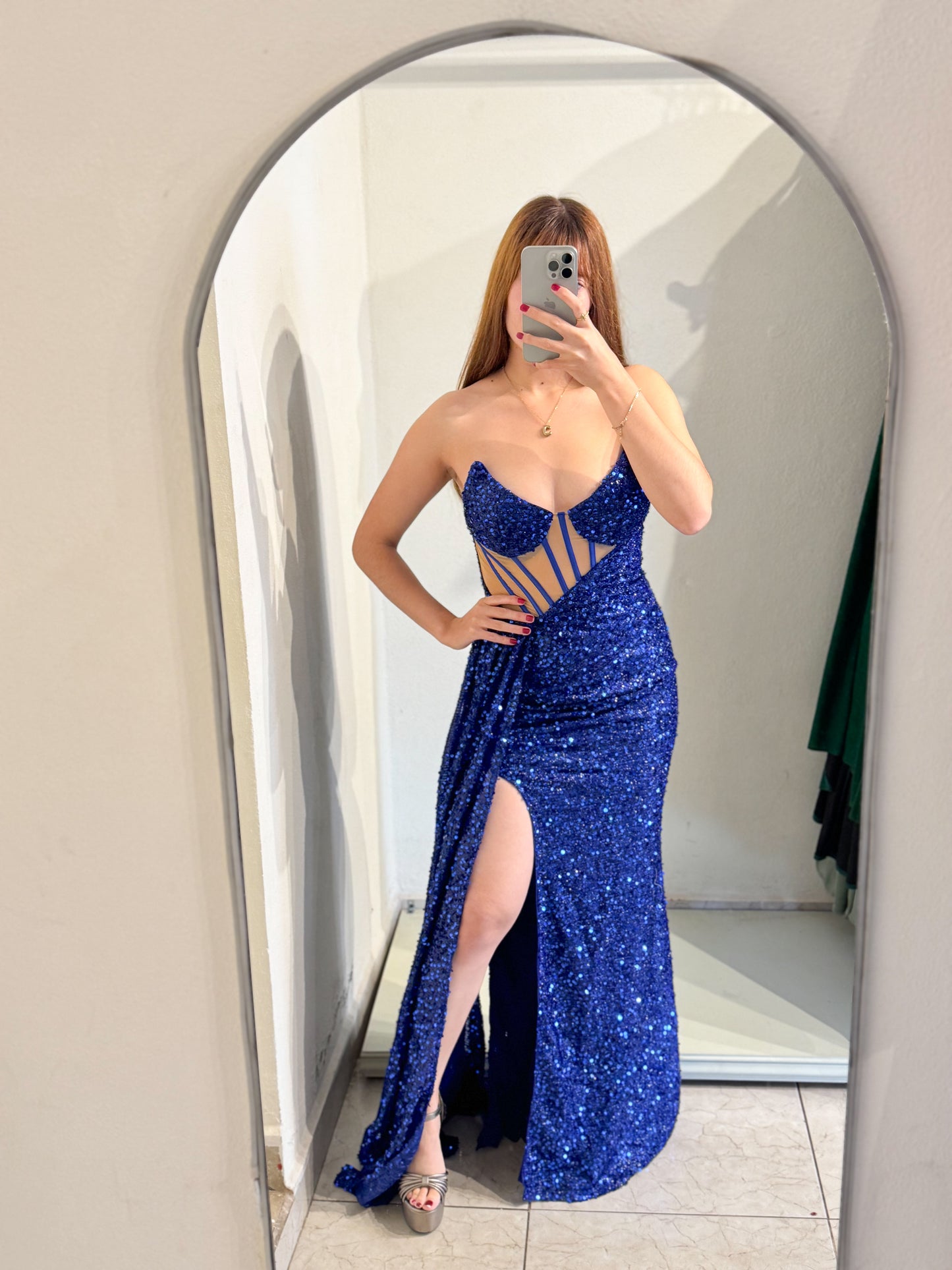 Vestido azul rey lentejuela