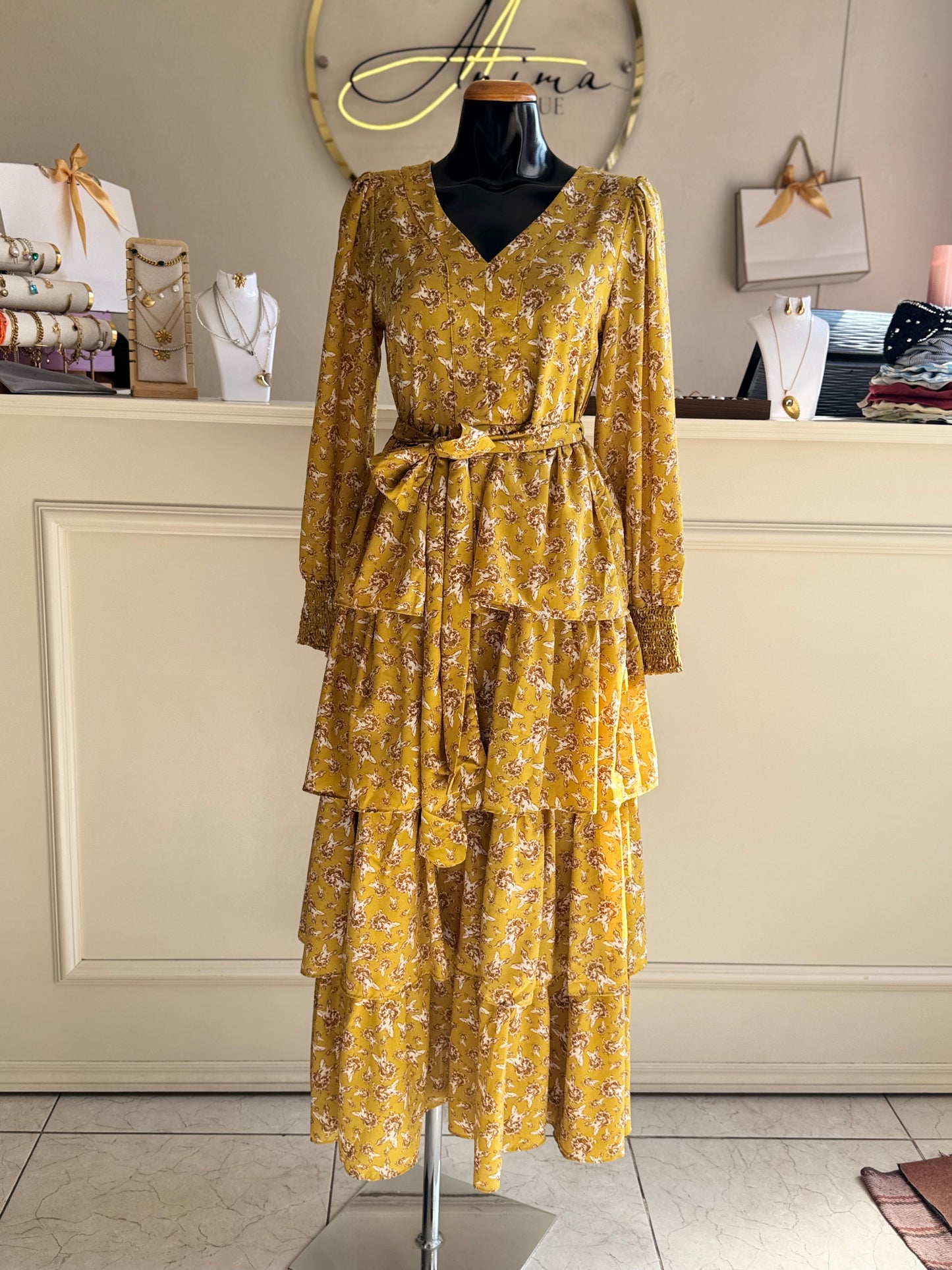 Vestido olanes mostaza