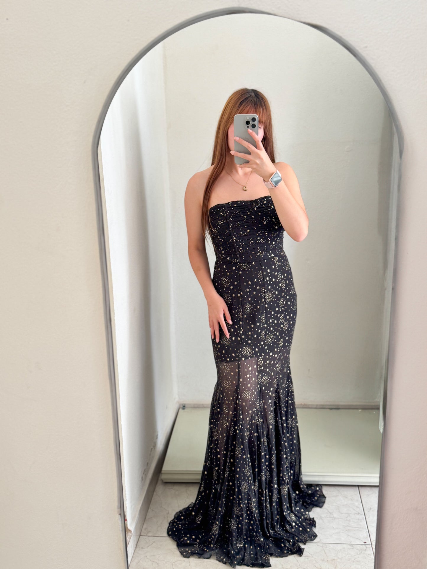 Vestido negro estrellas