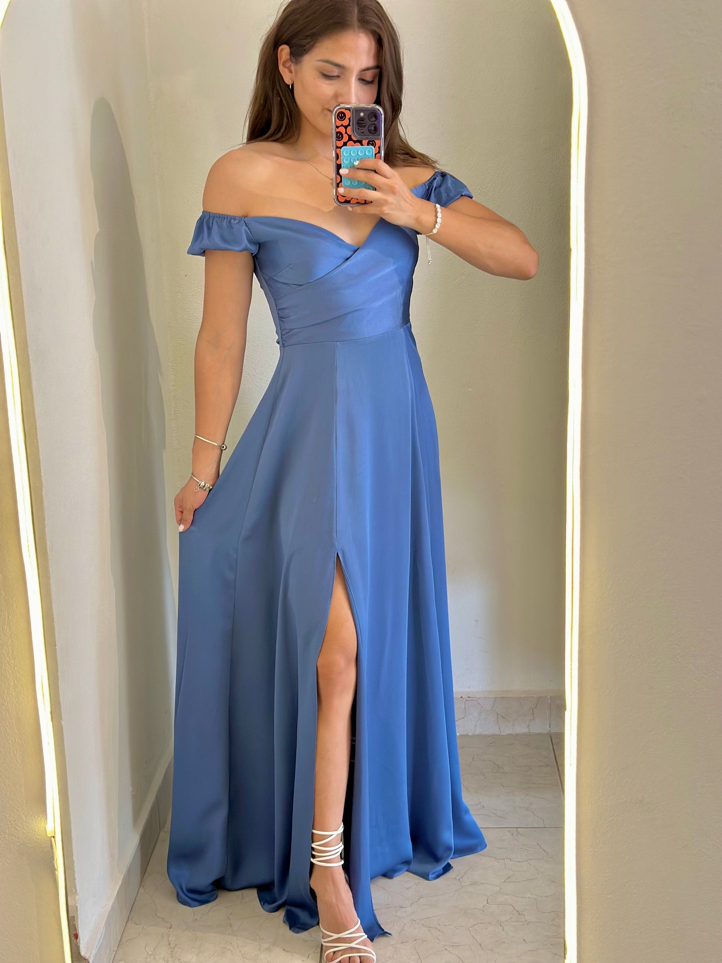 Vestido azul cielo satin