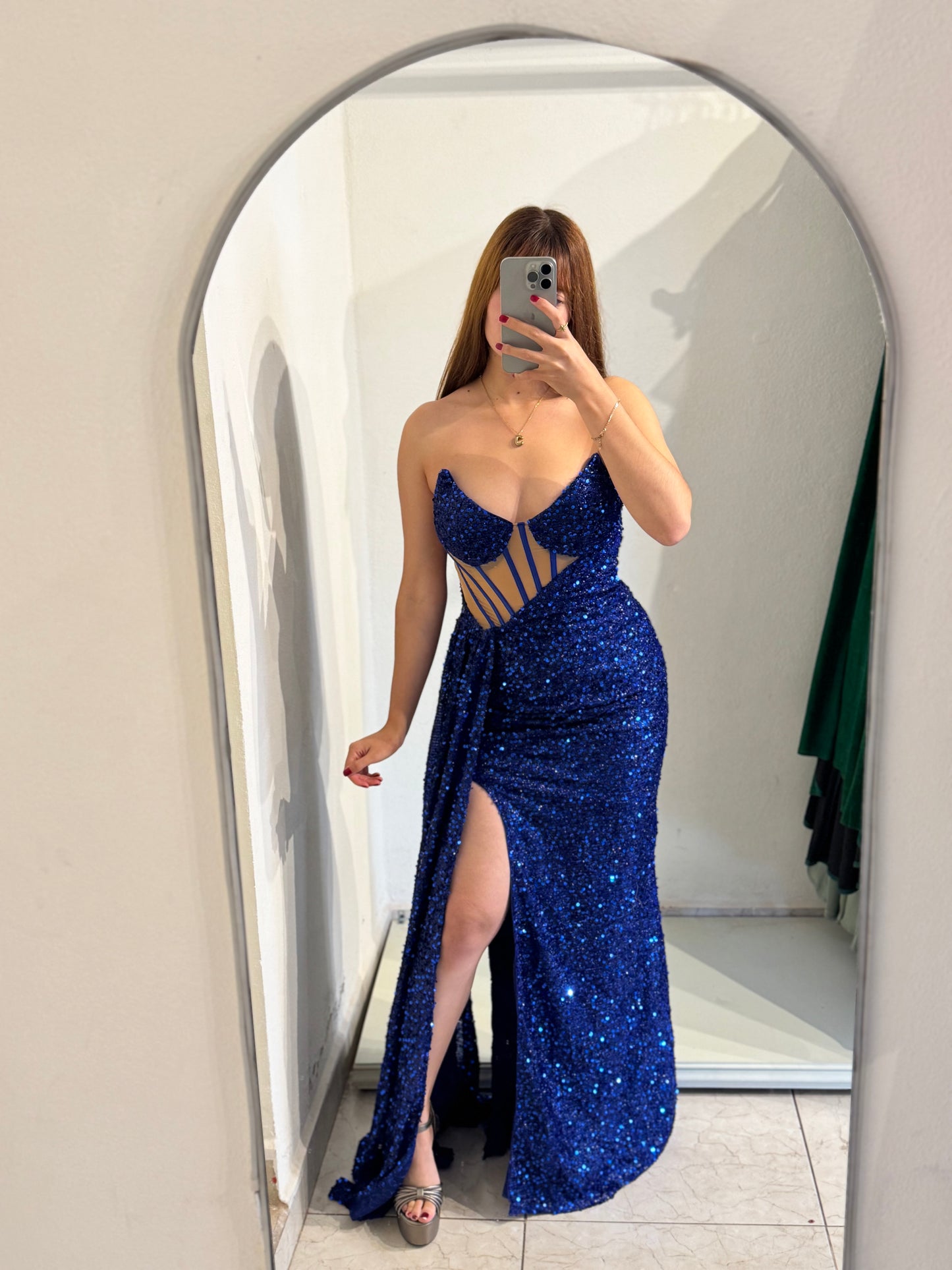 Vestido azul rey lentejuela
