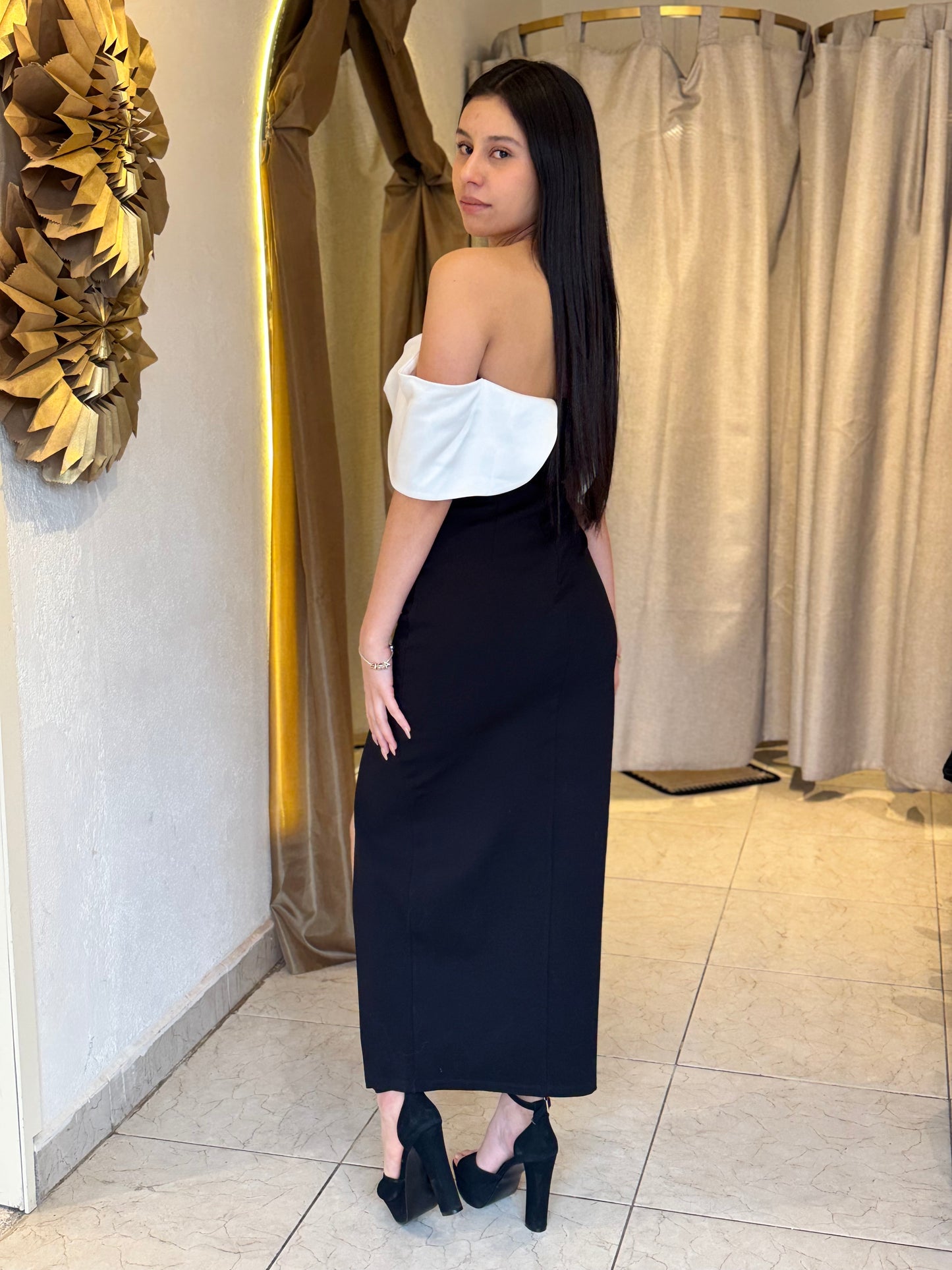 Vestido bicolor moño