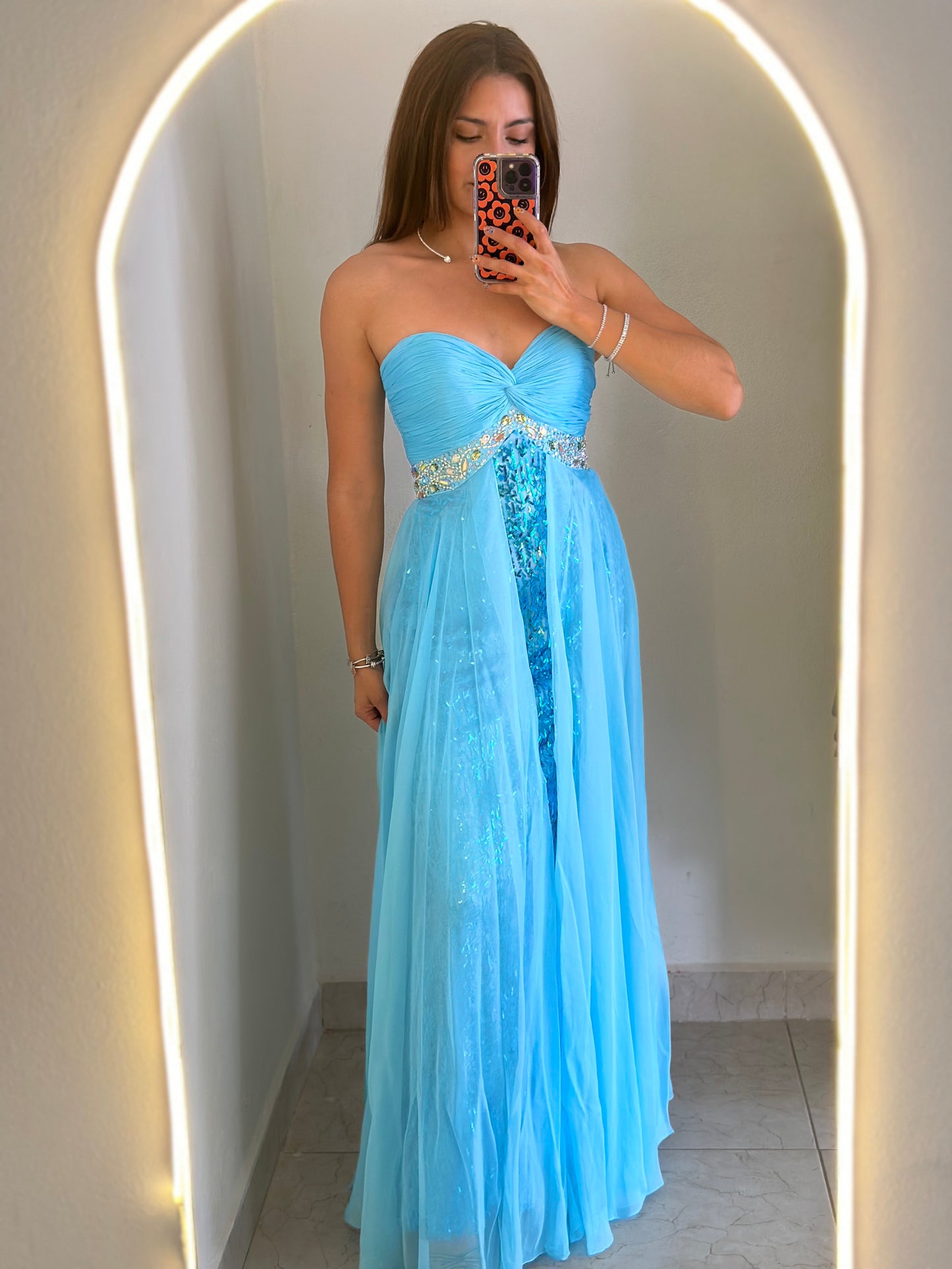 Vestido azul cielo