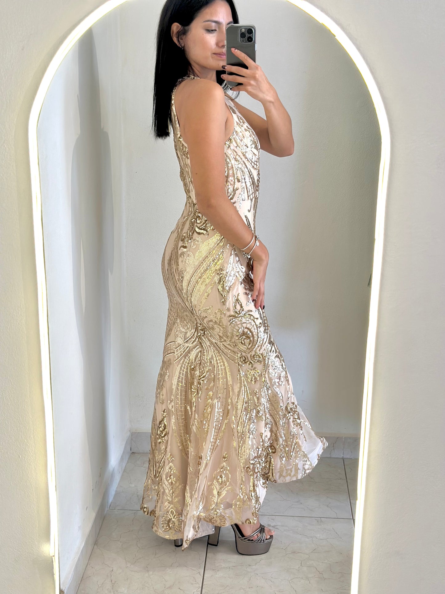 Vestido lentejuela dorada