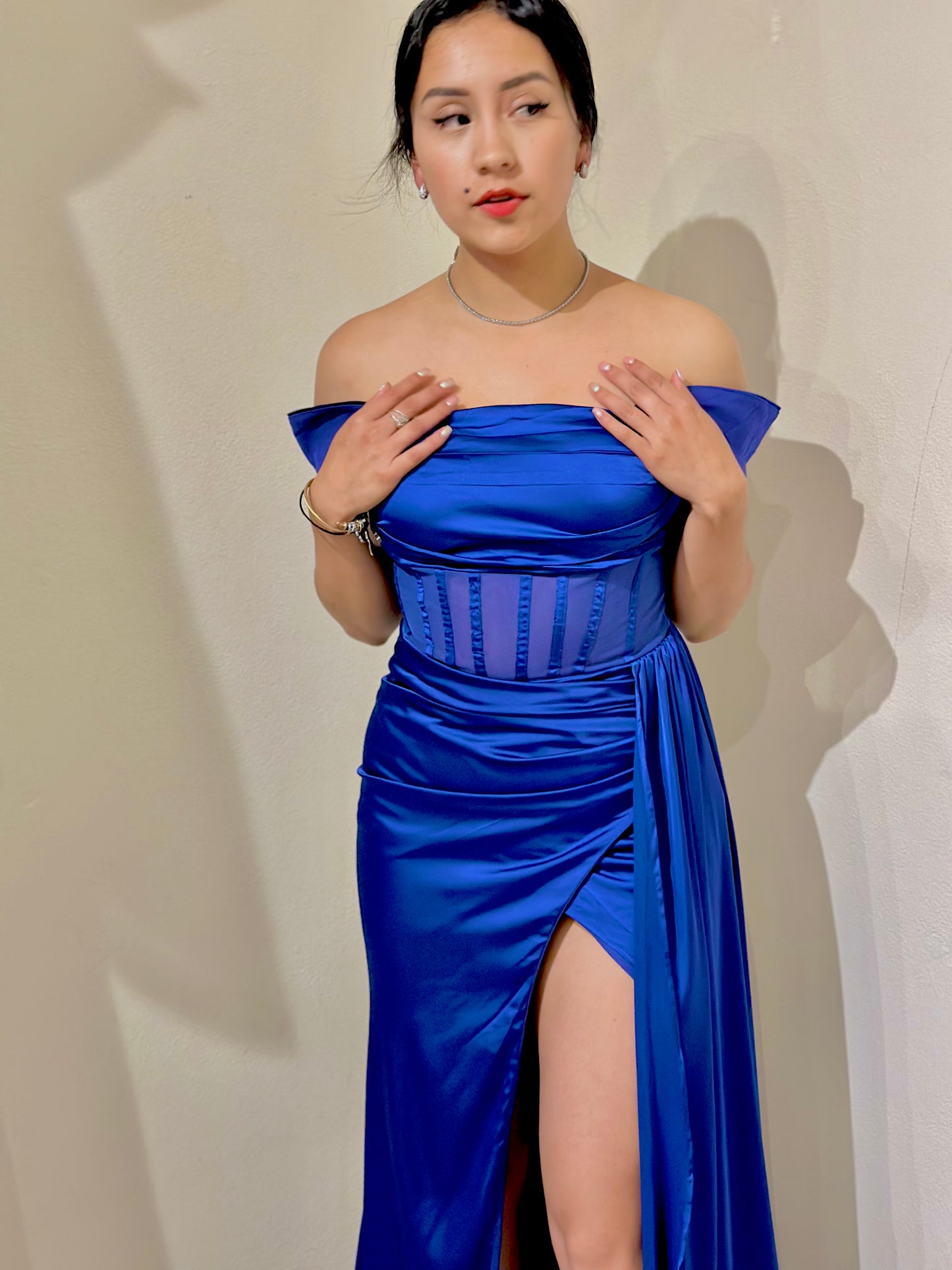 Vestido azul rey
