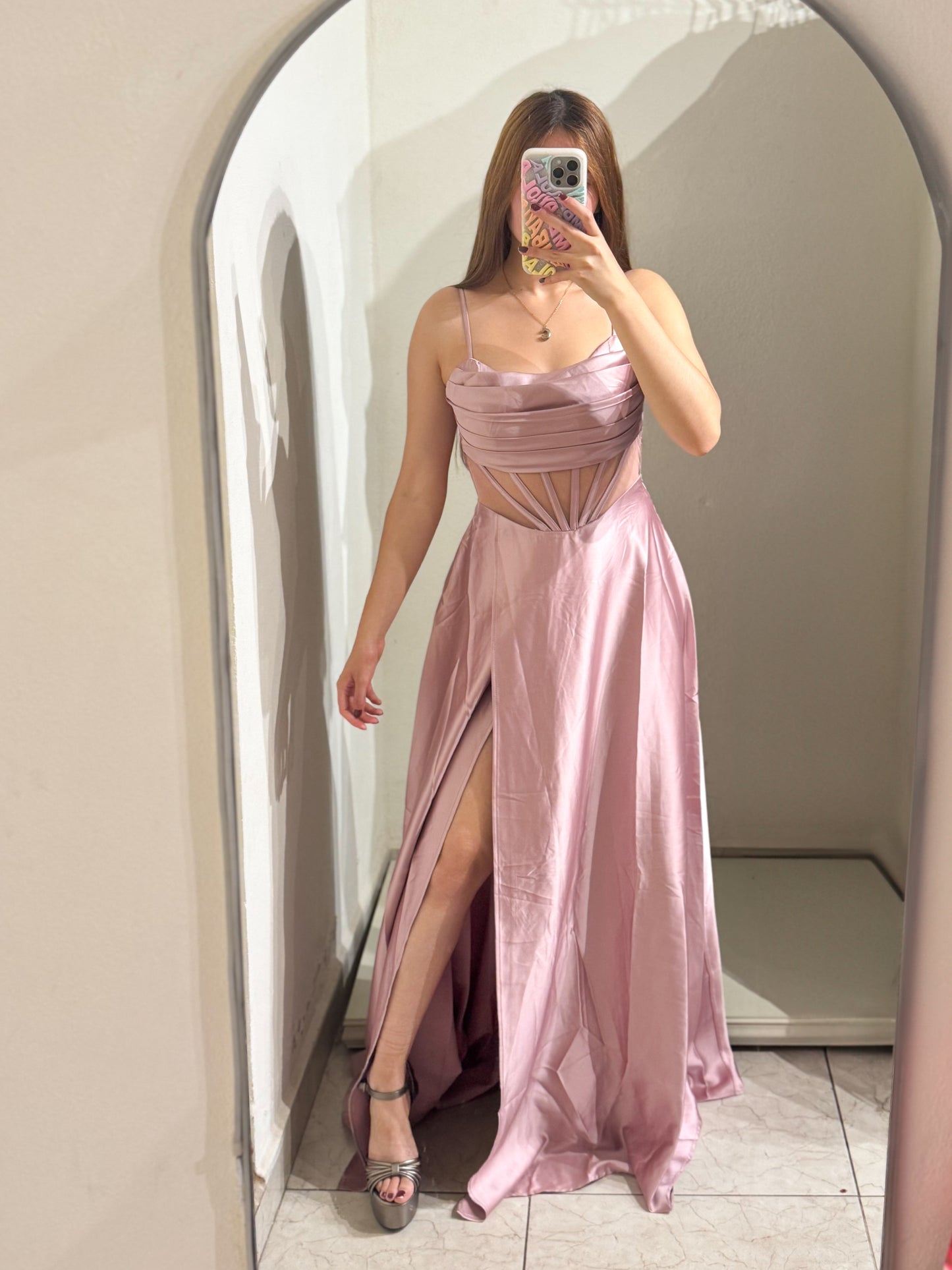 Vestido satin rosa