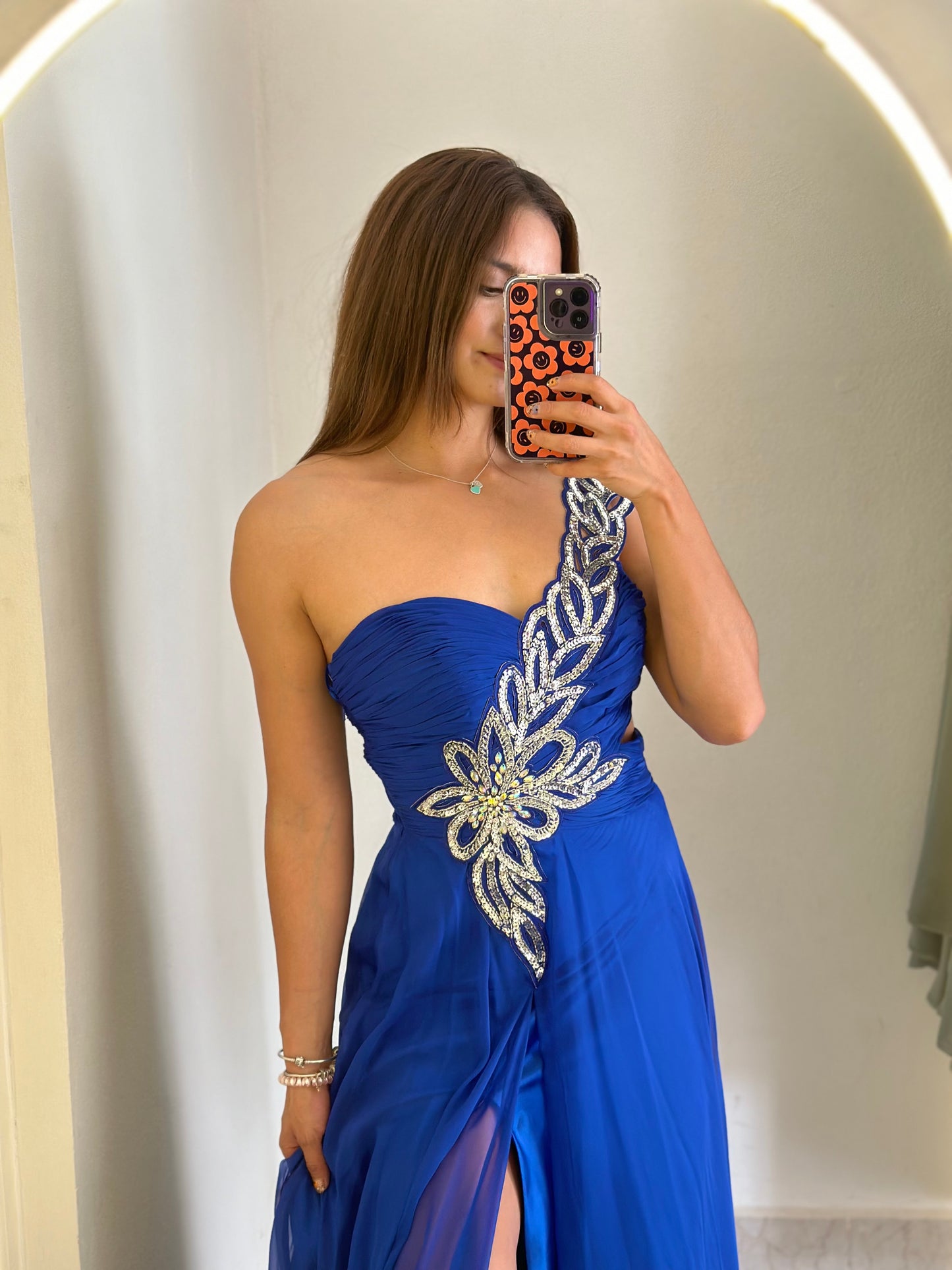 Vestido tirante de lentejuela