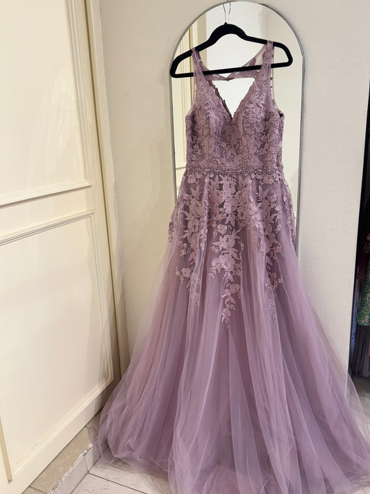 Vestido tul lila
