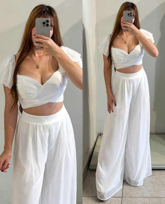 Set blanco top y pantalón blanco