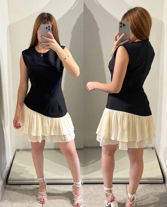 Vestido corto asintomático bicolor