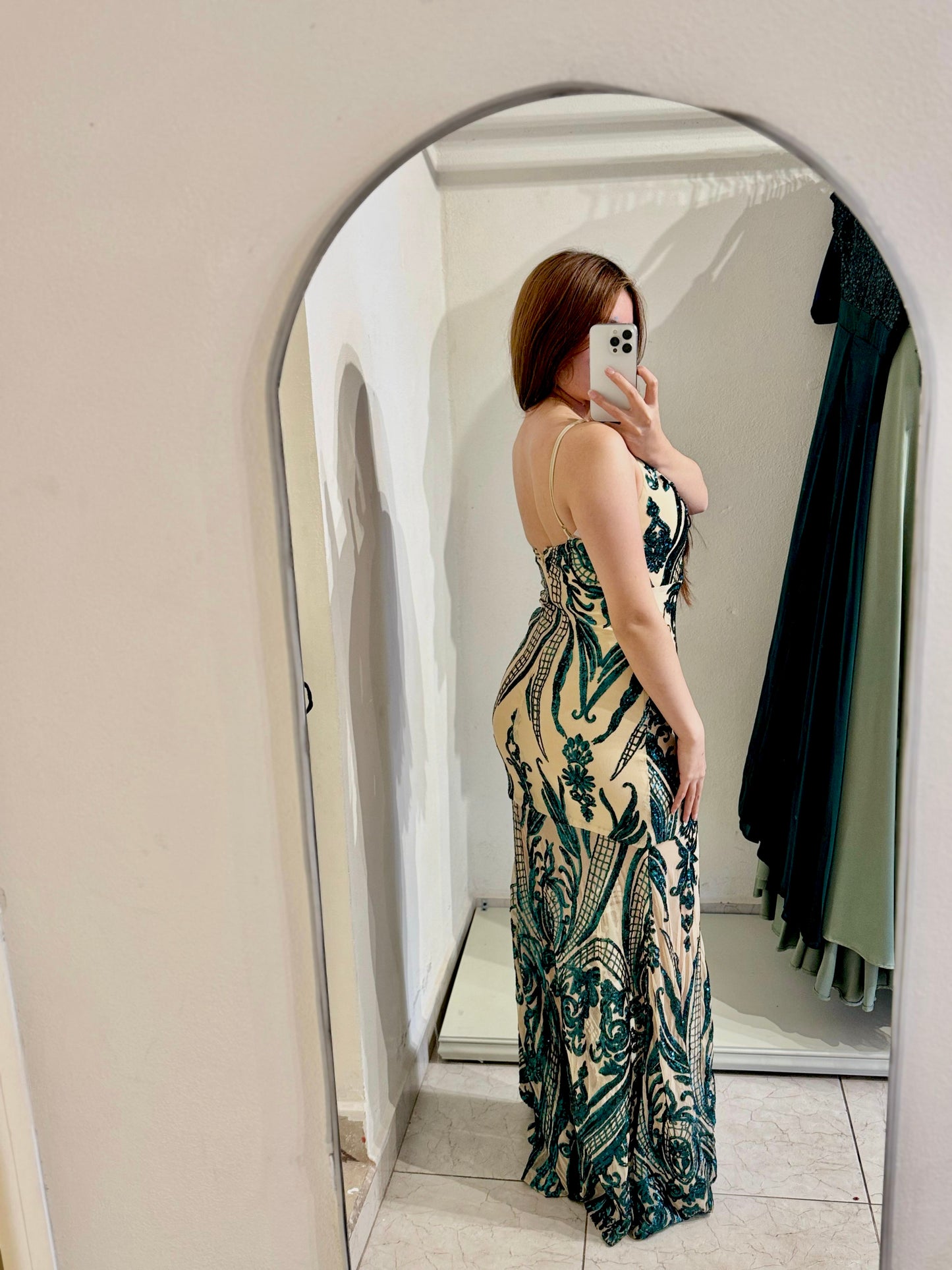 Vestido corte sirena lentejuela verde esmeralda