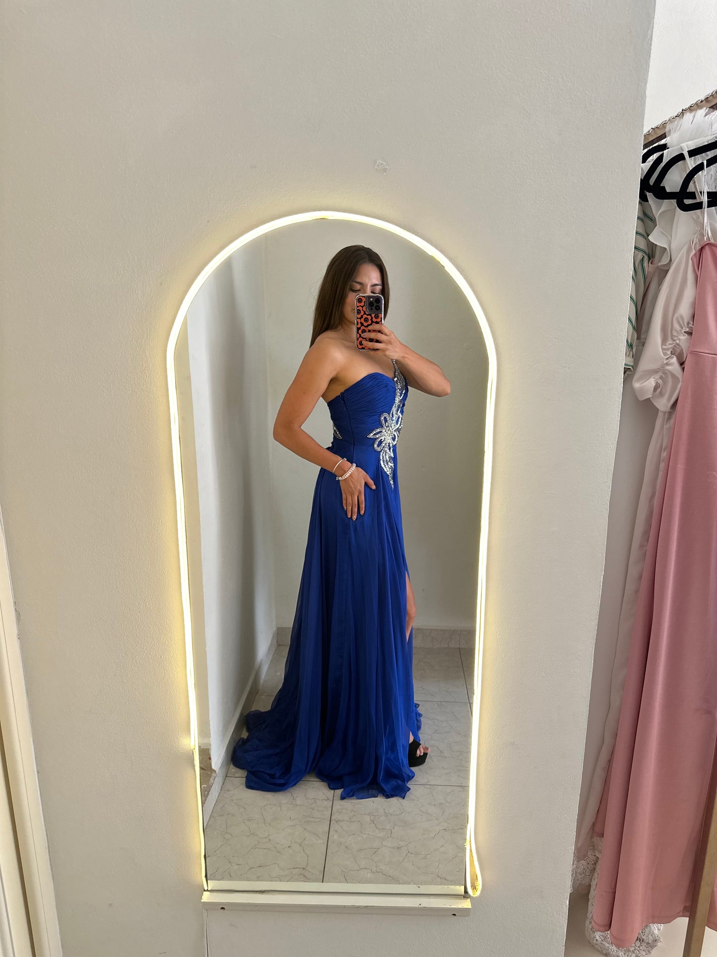 Vestido tirante de lentejuela