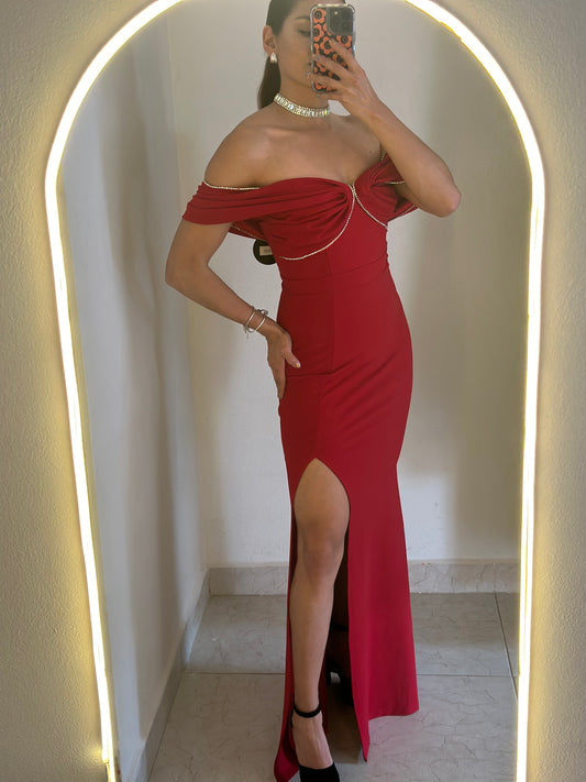 Vestido rojo hombros caídos