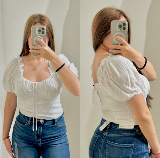 Blusa blanca corta