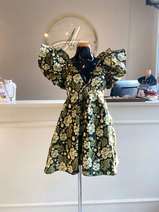 Vestido corto verde estampado