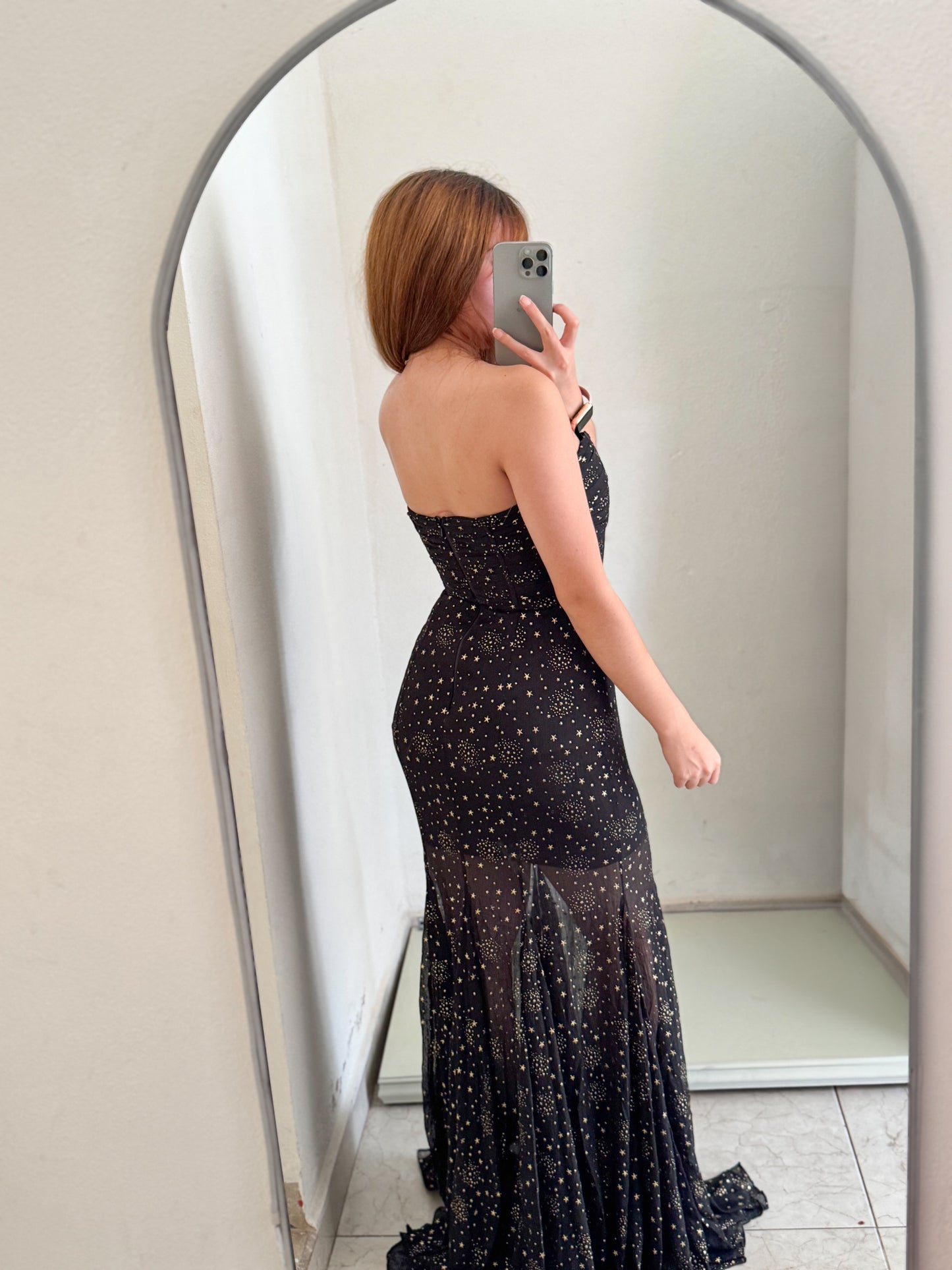 Vestido negro estrellas