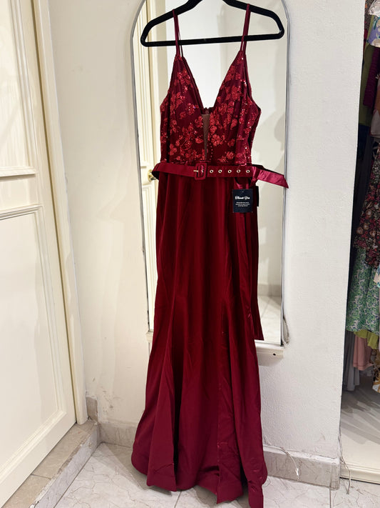 Vestido corte sirena vino