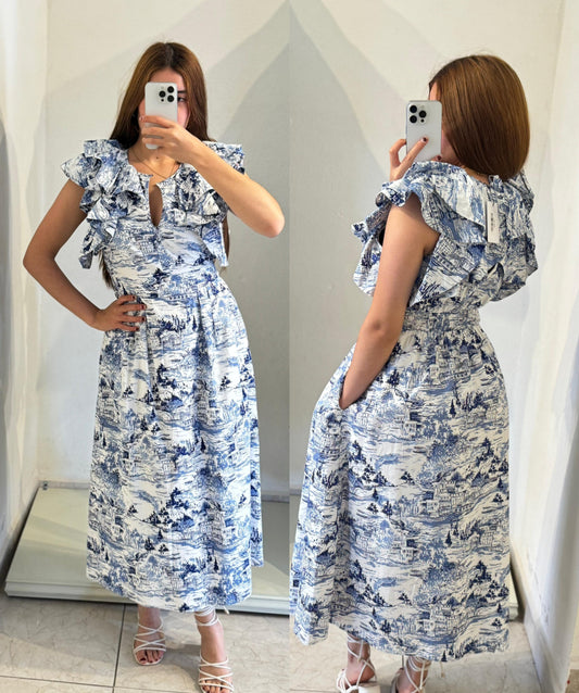 Vestido blanco estampando azul