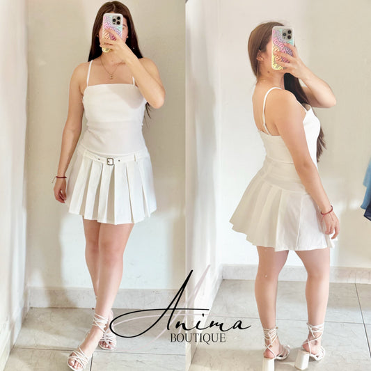 Vestido blanco tableado